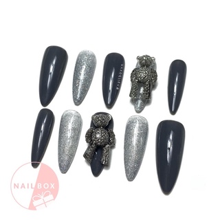 Nail box móng tay giả dán úp thiết kế charm gấu kèm keo dán