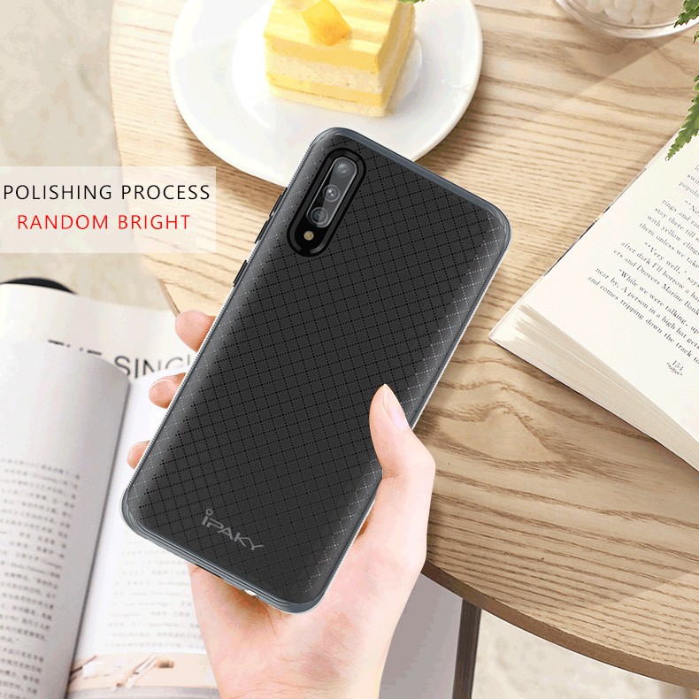 Ốp lưng Samsung Galaxy A50s hiệu ipaky Neo Carbon Case