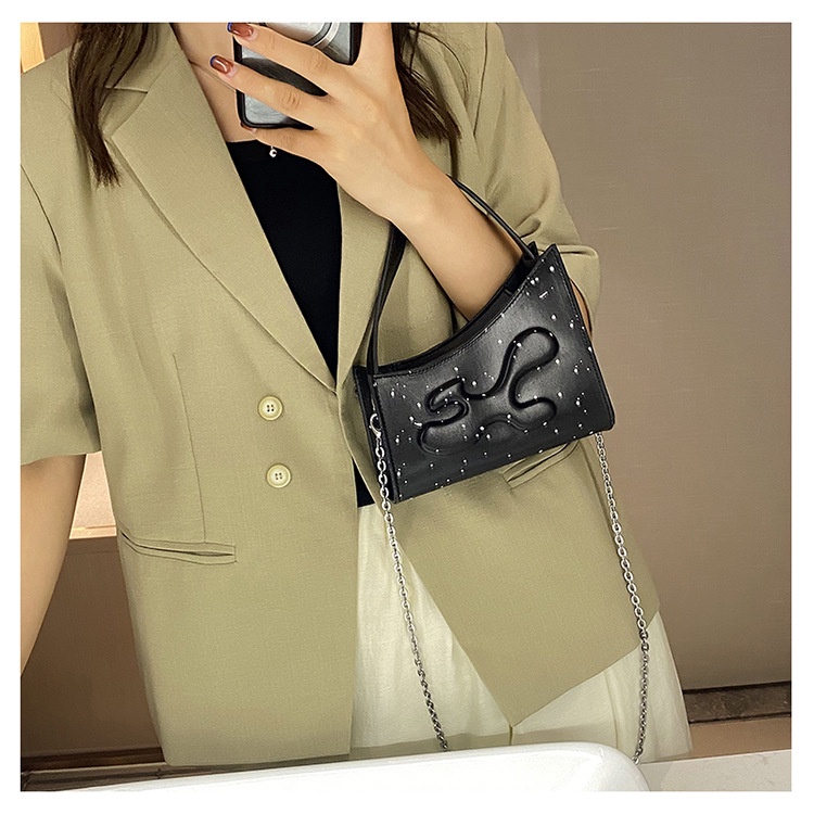 Túi xách JASMIN NOIR da PU hình bán nguyệt phối dây xích thời trang dành cho nữ