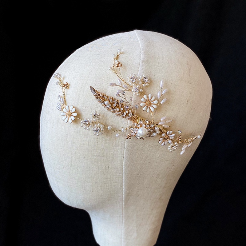 Kẹp Tóc Hình Hoa Cúc Nhỏ Đơn Giản Thời Trang Và Phổ Biến Dành Cho Cô Dâu