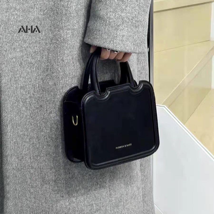 Túi đeo chéo AHA Official phong cách retro cho nữ