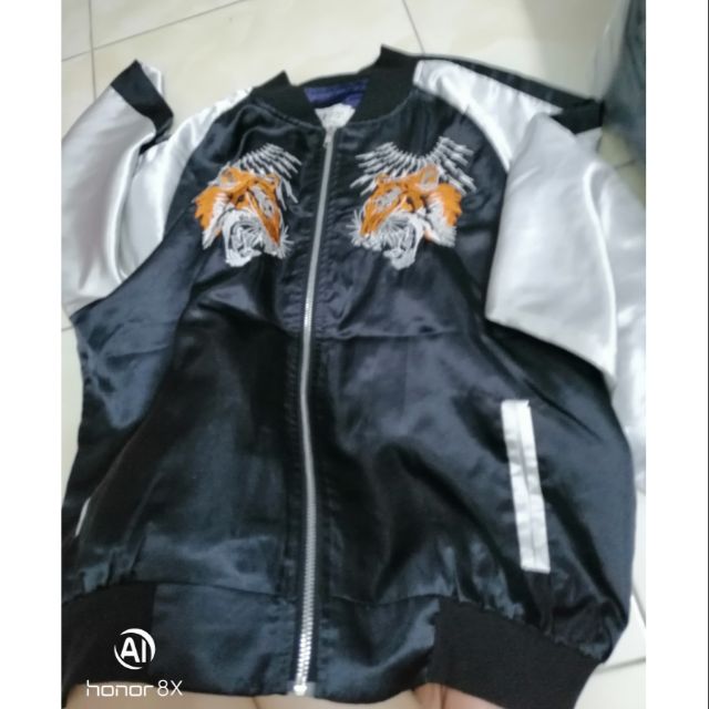 Áo bomber phamngoctrang