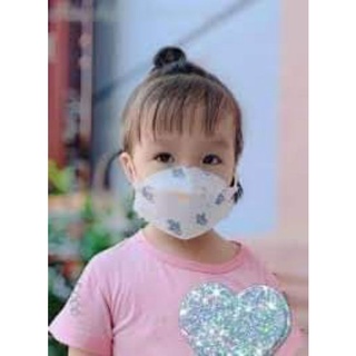 thùng 300 chiếc khẩu trang 4d trẻ em