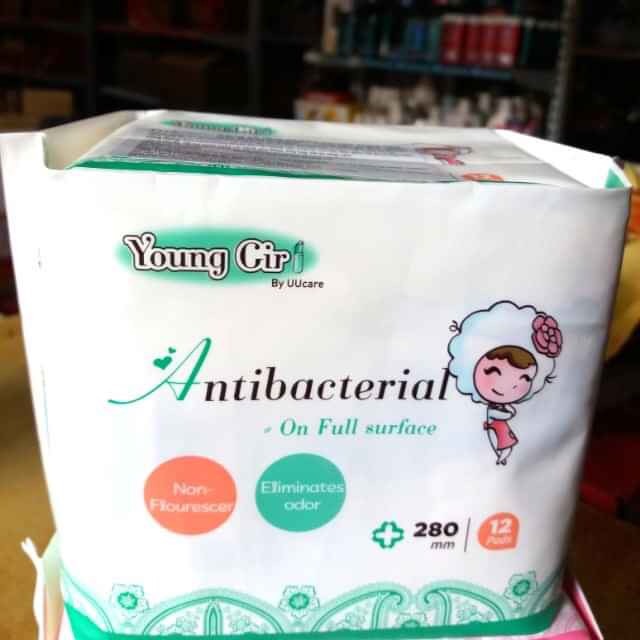 Young girl 280 băng vệ sinh kháng khuẩn Singgapo