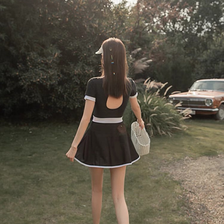 Bộ đồ bơi nữ liền mảnh dáng váy viền trắng thể thao tôn dáng siêu đẹp