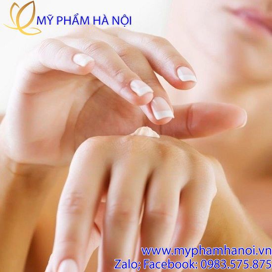 Kem dưỡng da tay 3W Clinic Collagen Hand Cream Kem Dưỡng Da Tay 3W Clinic Collagen Hand Cream