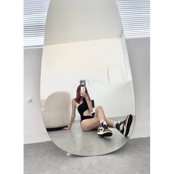 - bodysuit khoéc eo