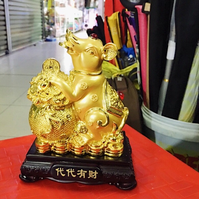 TƯỢNG CHUỘT PHONG THUỶ KIM TIỀN  ,CHUỘT ÔM TÚI D19047, MÀU VÀNG 13 x 9 x 18em | BigBuy360 - bigbuy360.vn