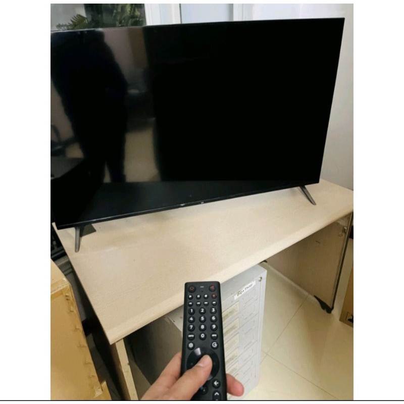 Điều khiển remote tivi Vinsmart + pin maxell