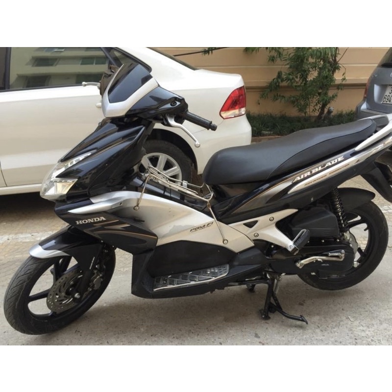 Chắn bùn sau bên trong lót gâm bánh sau ab110 fi honda 2009-2010