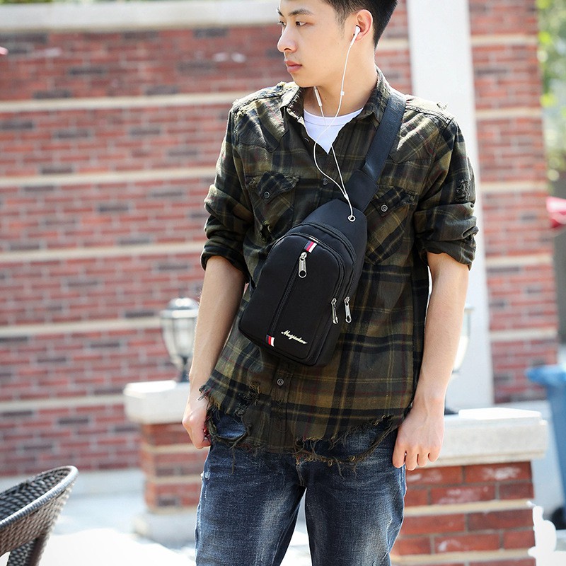 Túi đeo chéo nhỏ gọn thời trang cá tính