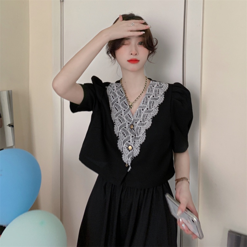 Áo Sơ Mi Tay Ngắn Cổ Chữ V Phối Ren Thời Trang Mùa Hè Dễ Phối Đồ Cho Nữ