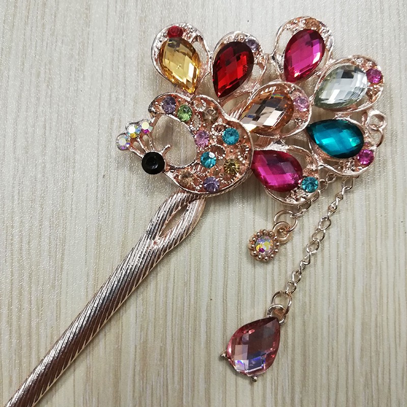 Trâm cài tóc đính đá họa tiết chim công tua rua vintage