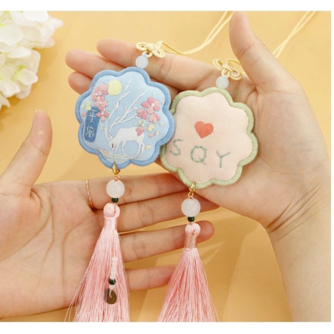 DIY BỘ KIT Bộ Phụ Kiện Túi Thơm Thêu Thủ Công Treo Trang Trí Xe Hơi Quà tặng gia đình và bạn bè - MIE HANDMADE