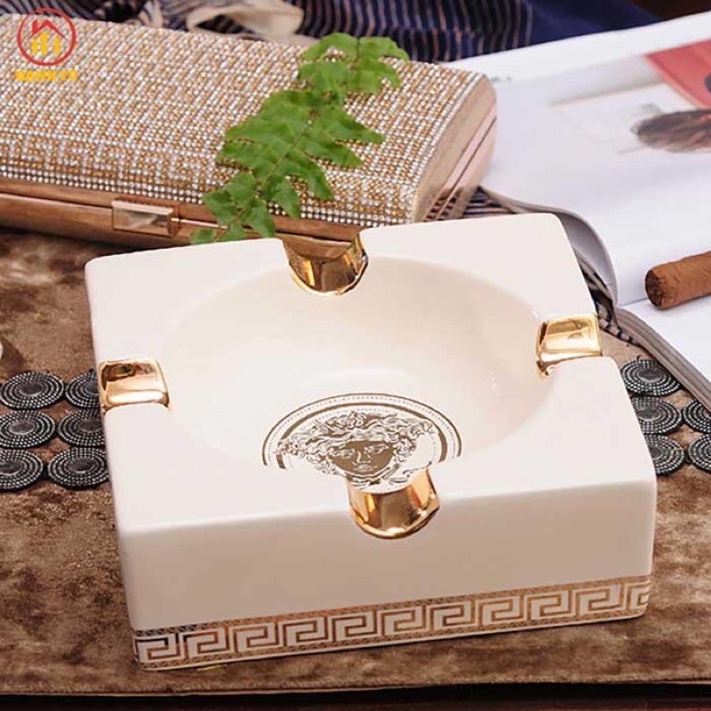 GẠT TÀN SỨ VERSACE TRẮNG, ĐEN