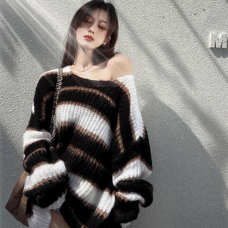 Áo sweater dáng dài họa tiết kẻ sọc màu sắc tương phản thời trang mới 2021 dành cho nữ