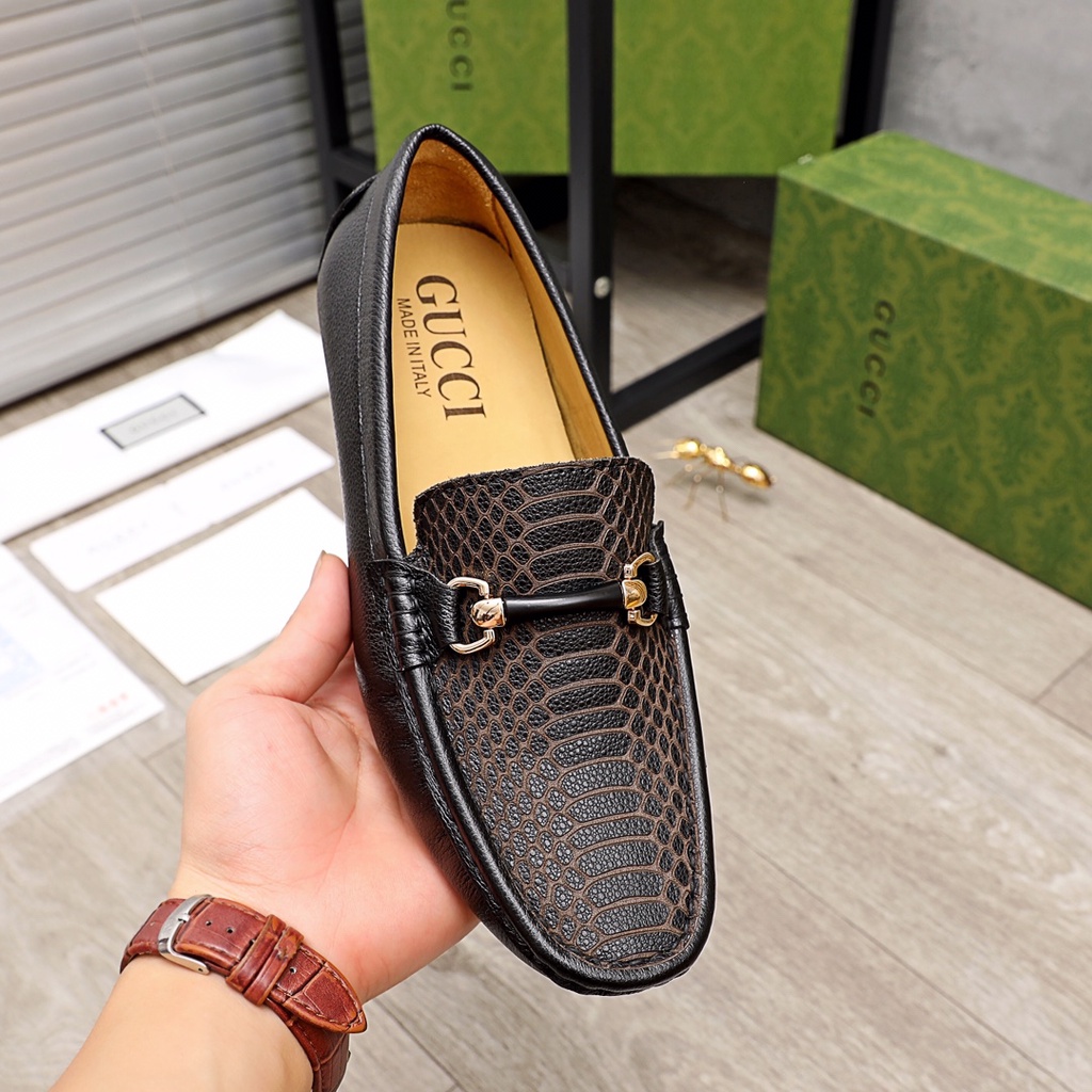 Giày tây lười nam da thật GUCCI GG GC mang đến sự thời thượng và thanh lịch với mặt da cao cấp