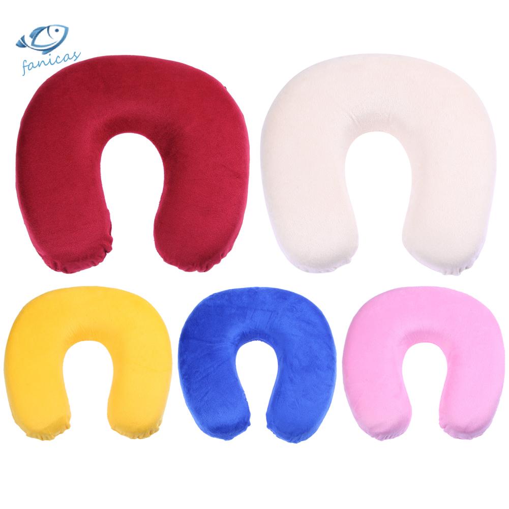 Gối Kê Cổ Hình Chữ U Bằng Xốp Hoạt Tính
