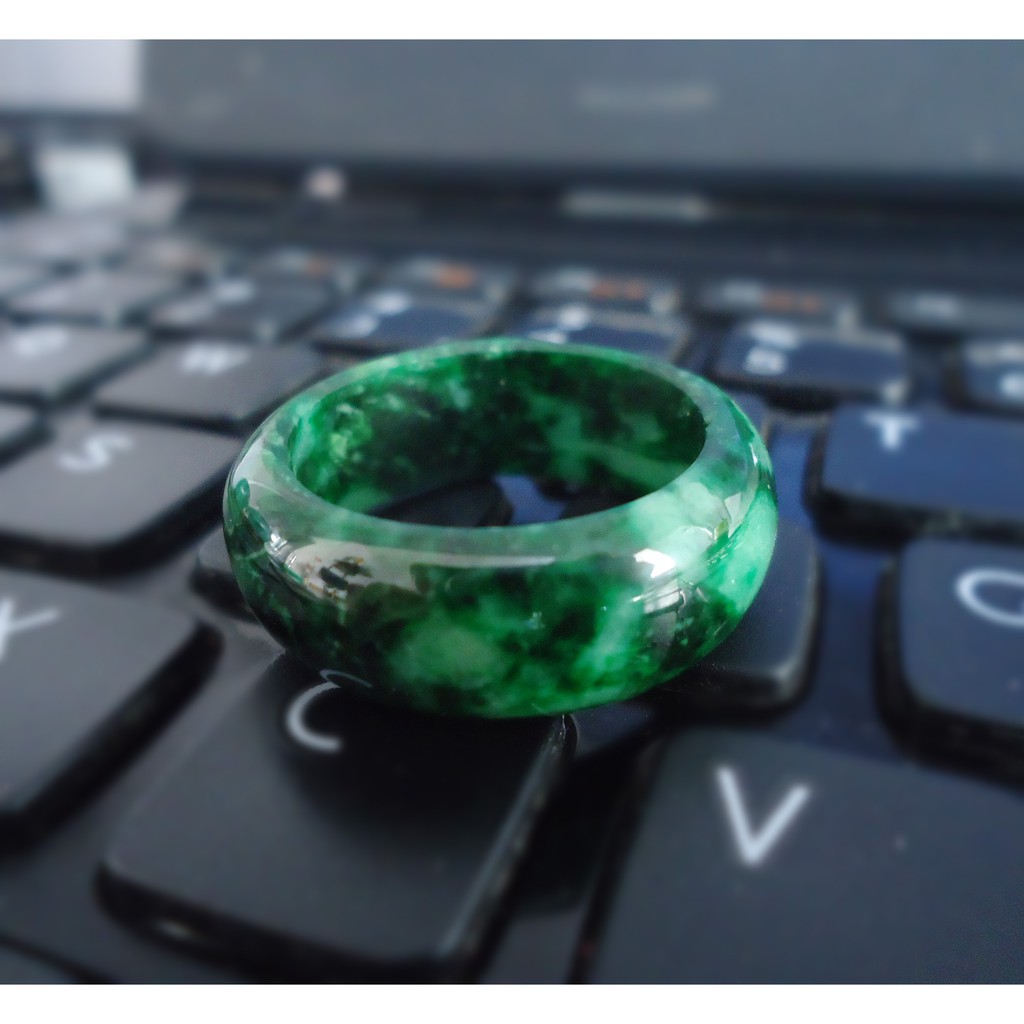 Nhẫn Ngọc Phỉ Thúy Myanmar tự nhiên xanh lục đường kính trong 21mm