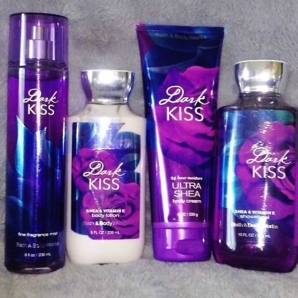 Xịt thơm Dark Kiss Fine Fragrance Mist Bath and Body Works 10ml | BigBuy360 - bigbuy360.vn