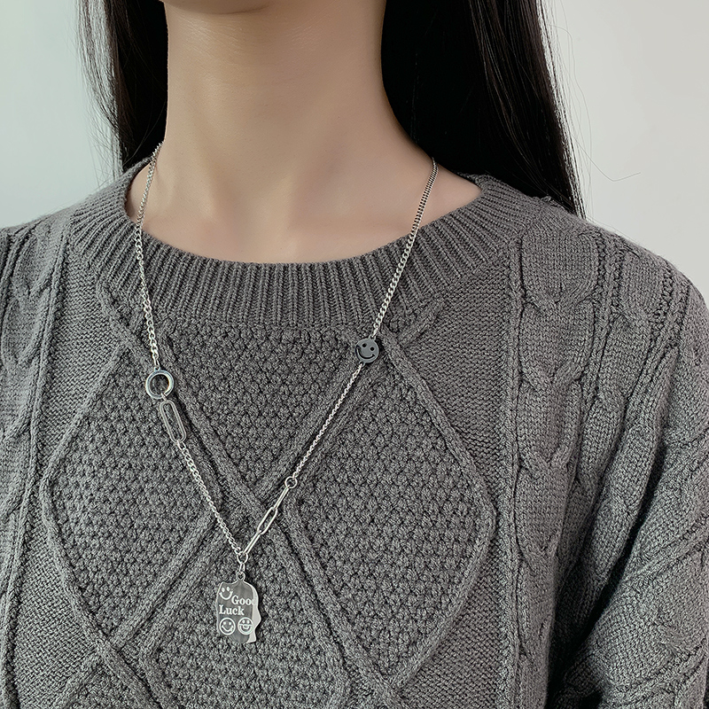 Dây Chuyền Bằng Thép Titan Thiết Kế Hình Mặt Cười Độc Đáo