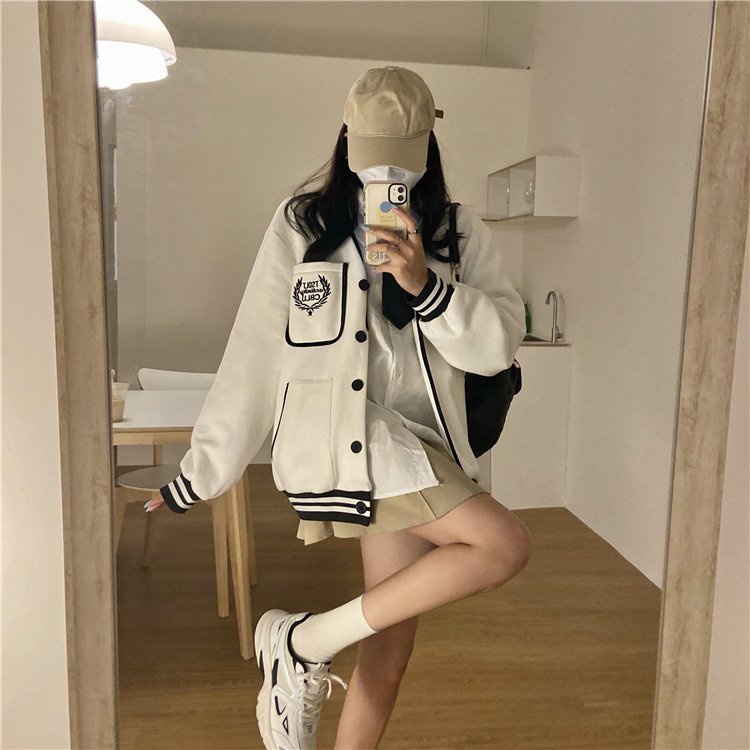 Áo khoác nỉ bóng chày unisex Wikishop màu đen trắng form rộng ulzzang cá tính nam nữ C494 | BigBuy360 - bigbuy360.vn