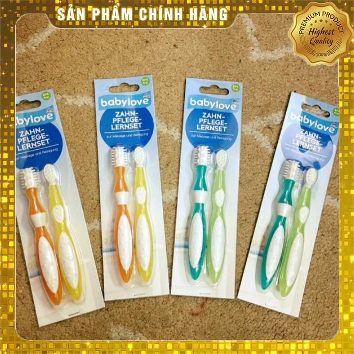 Set rơ lưỡi và đánh răng cho bé Đức