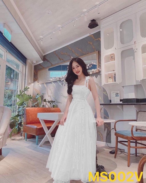 Đầm 2 dây phối tua