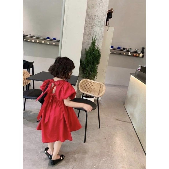 Váy bé gái tay phồng