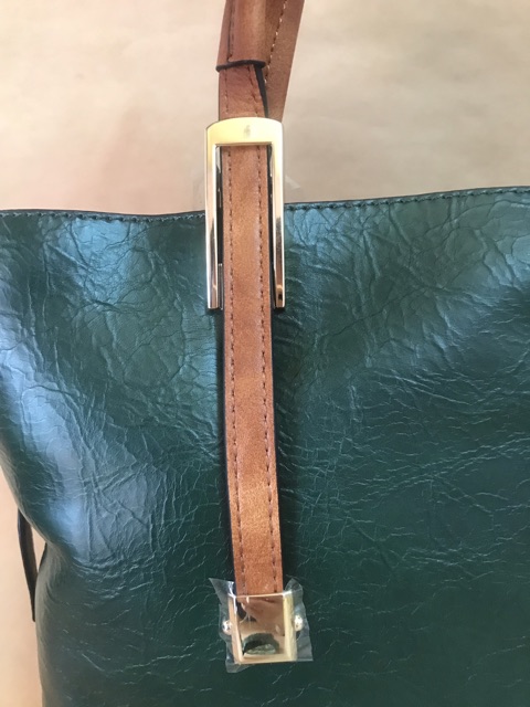 Công sở da tổng hợp