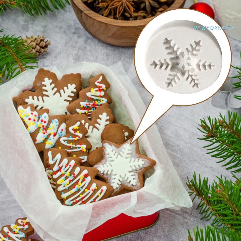 Khuôn Làm Bánh Quy / Sô Cô La Hình Hoa Tuyết Giáng Sinh Bằng Thép Không Gỉ