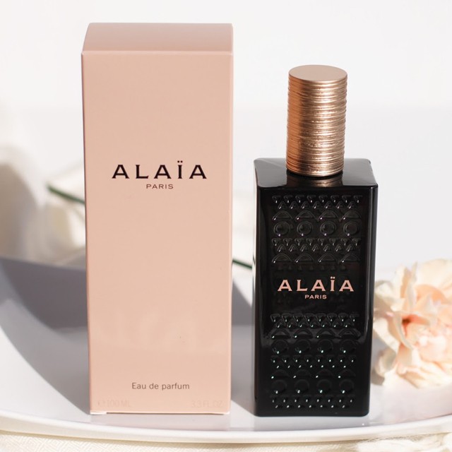 Nước hoa Alaia Paris EDP 10ml 𝗔𝘂𝗿𝗼𝗿𝗮'𝘀 𝗣𝗲𝗿𝗳𝘂𝗺𝗲 𝗦𝘁𝗼𝗿𝗲 ®️