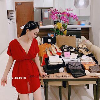 Đầm cổ v nút bọc