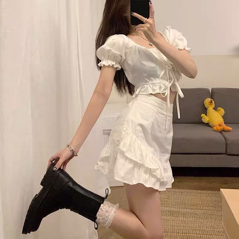Set áo thun crop top + chân váy Perty xếp li phong cách Hàn Quốc thời trang cho nữ