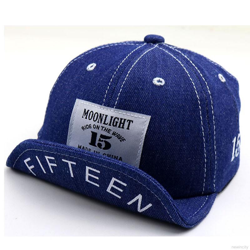 Mũ bóng chày có thể điều chỉnh kích cỡ cho bé