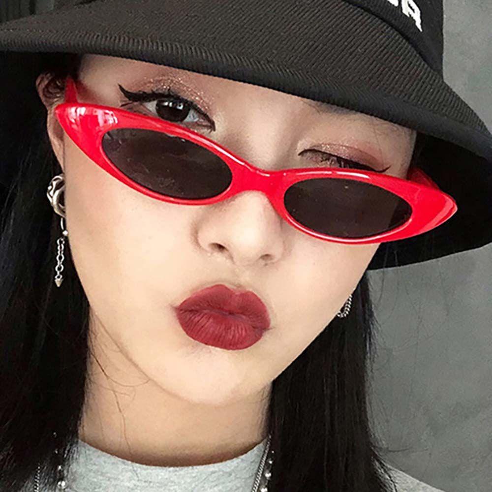 Kính Mát Mắt Mèo Chống Tia UV400 Phong Cách Punk Dành Cho Nữ