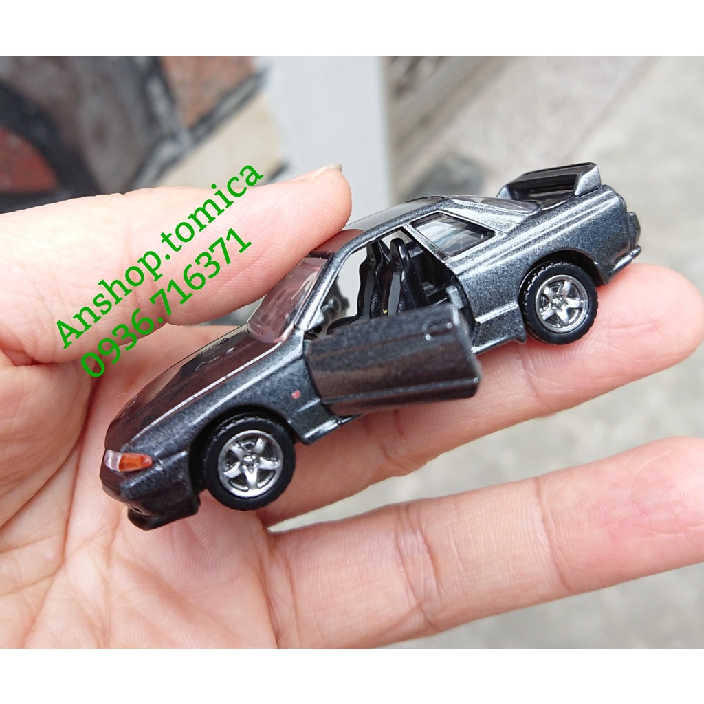Mô hình xe Nissan GT-R R32 premium mở được cửa tomica Nhật bản