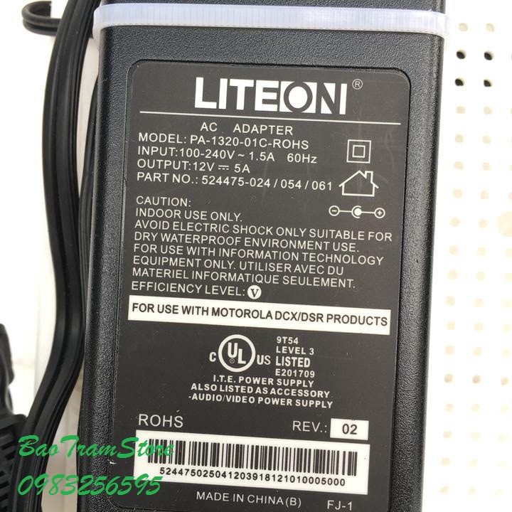 Bộ máy bơm tăng áp mini tự ngắt 12v Việt Thái ZQ2203 kèm bộ chuyển đổi nguồn 12v đã được lắp ráp sẵn vào bảng điện.