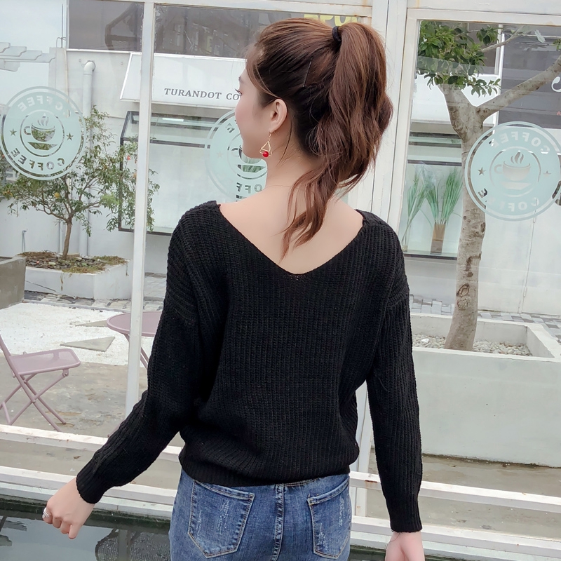 Áo sweater cổ tim hở lưng quyến rũ cho nữ