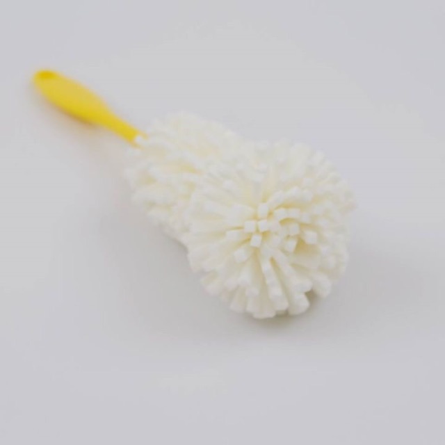 Cọ mút Daiso Nhật