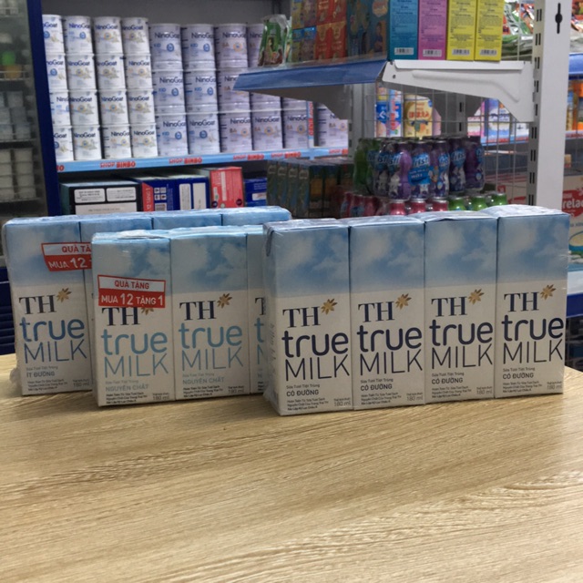 Lốc 4 hộp sữa tươi TH true milk có đường - ít đường- k đường