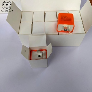 Cục chớp xi nhan, Rơ le xi nhan điện tử chỉnh tốc độ nháy nhanh chậm