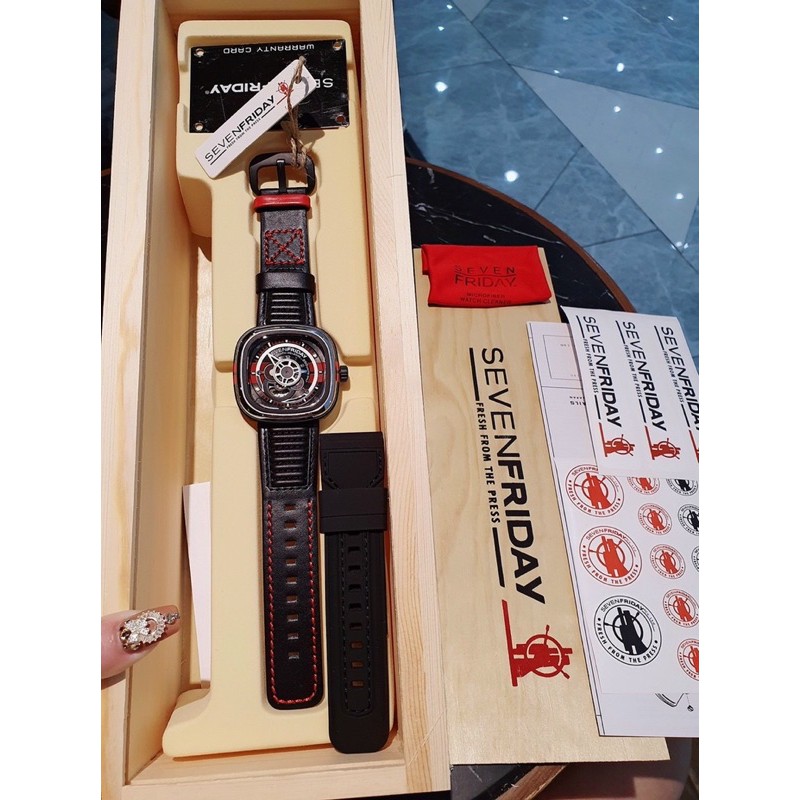 Đồng hồ nam SeVen dây da
