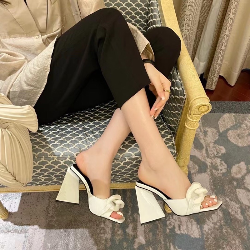 Guốc xích về hàng Hịn đẹp lắm lun ý