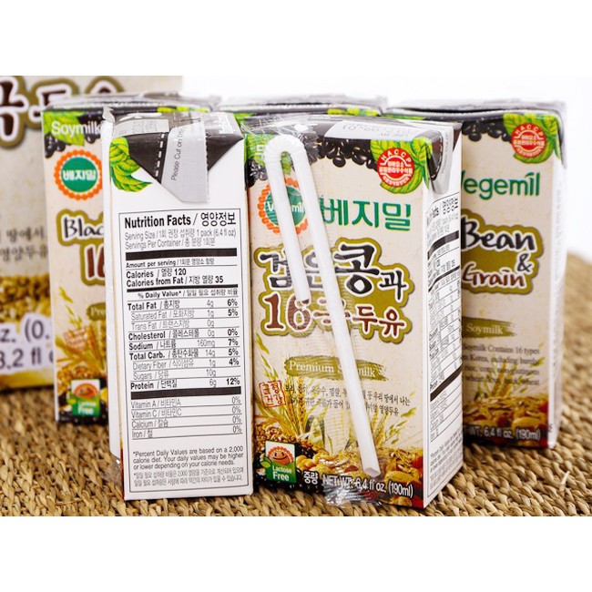 Sữa đậu đen và 16 vị ngũ cốc Vegemil 190ml (hộp)