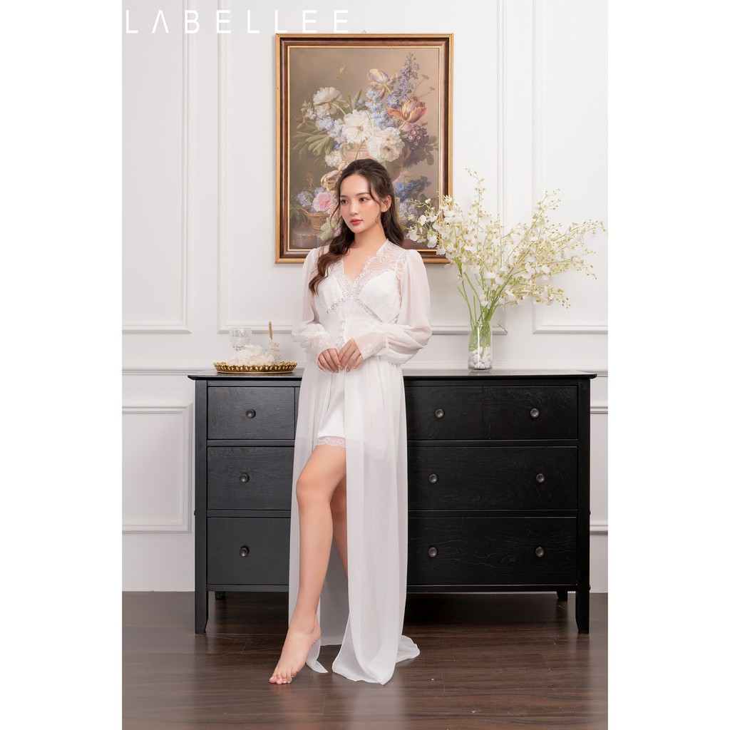 Áo choàng voan phối ren dáng dài LABELLEE - ACV03
