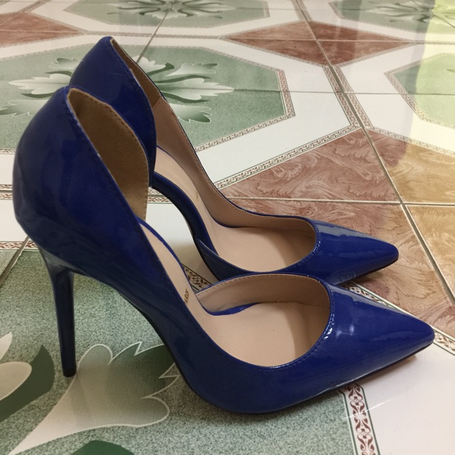 Giày cao gót louboutin