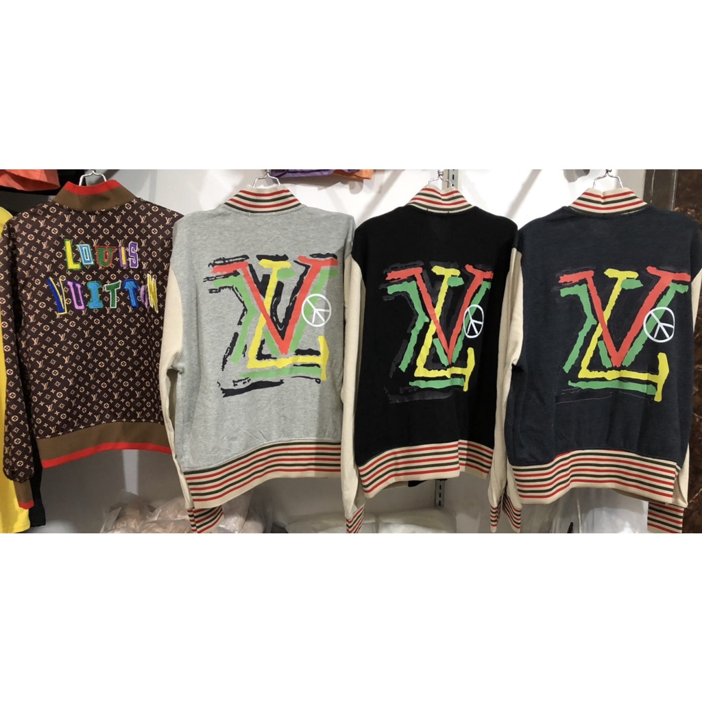 Áo khoác LV hot trend from dáng chuẩn với họa tiết nổi bật phóng cách dáng hàn quốc