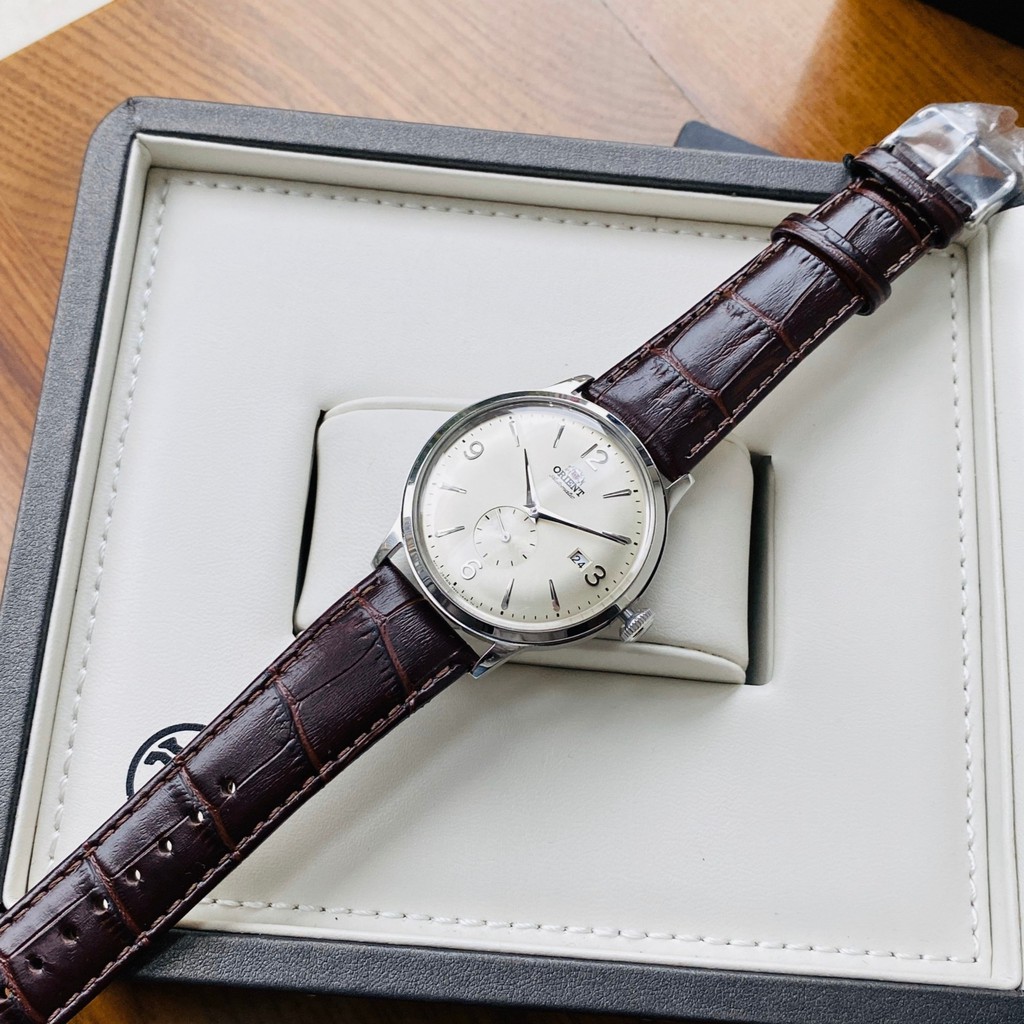 Đồng hồ Nam Orient Bambino RA-AP0003S10B Automatic,Mặt trắng,Lồi,Kính khoáng,Lịch ngày-Máy cơ tự động-Dây da-Size 40mm