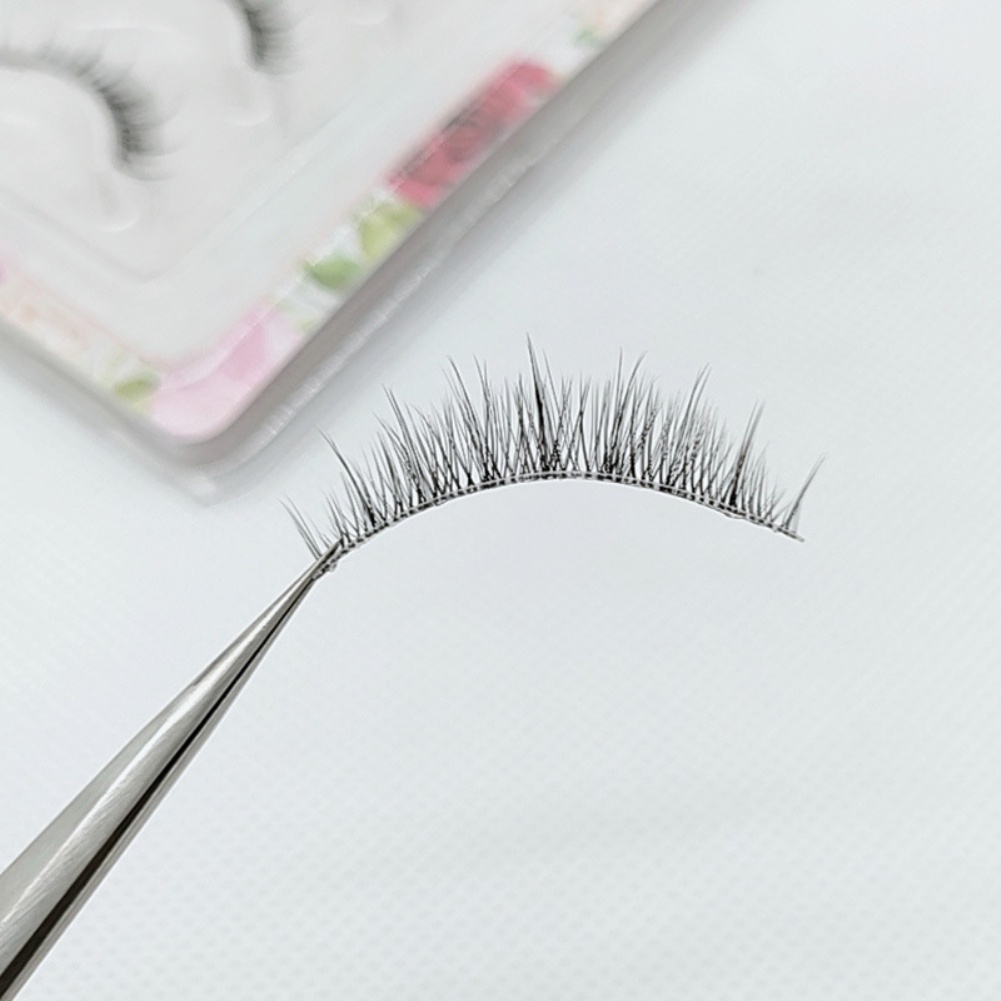 Lông mi giả đầu trong suốt trang điểm tự nhiên
 | BigBuy360 - bigbuy360.vn